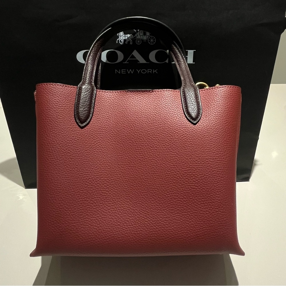 Coach 24 Willow Berry Handle & Strap Tote - Picture 2 of 13
